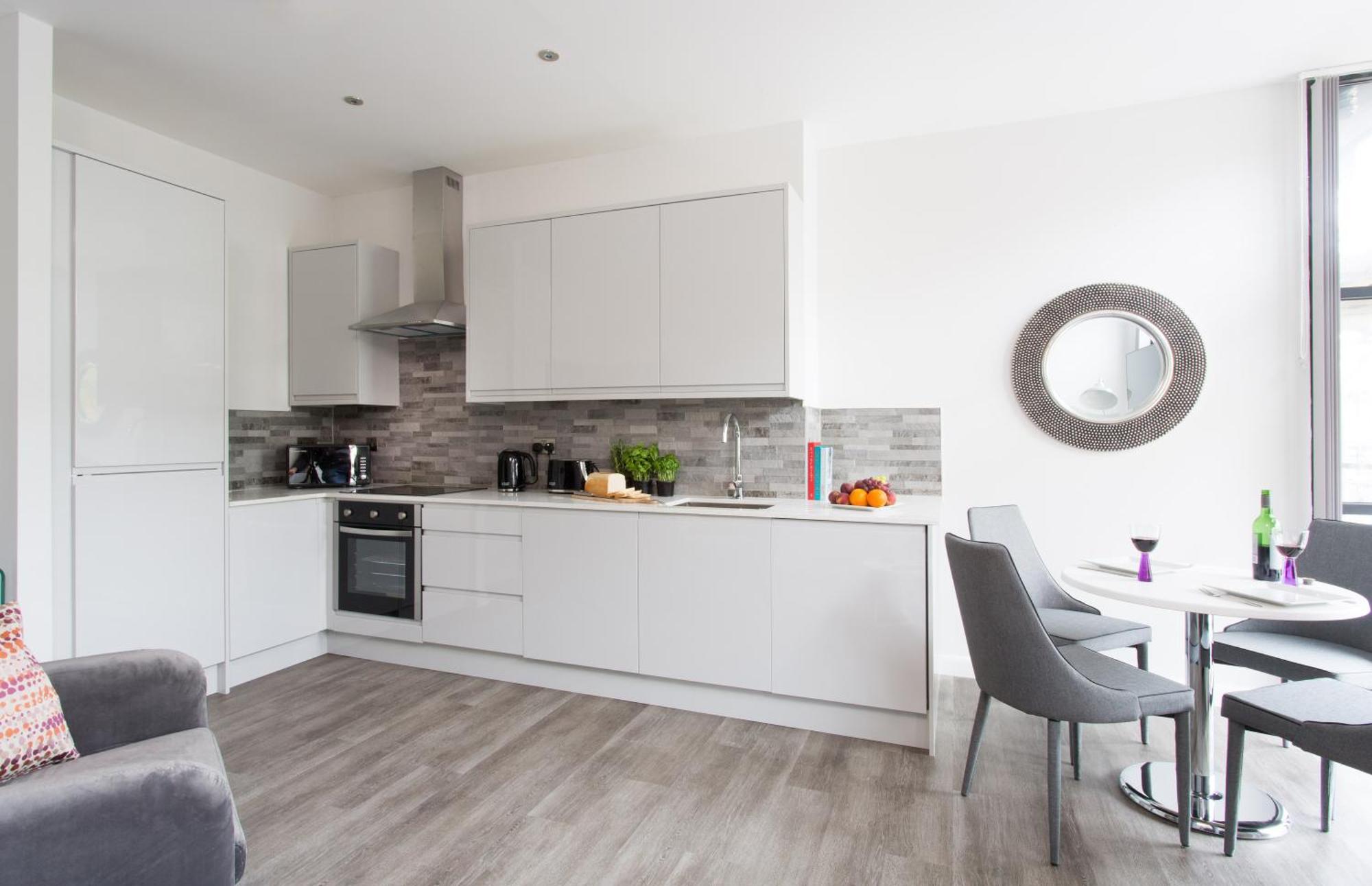 Cotels At 7Zero1 Serviced Apartments - Modern Apartments, Superfast Broadband, Free Parking, Centrally Located Milton Keynes Eksteriør bilde